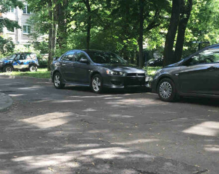 Mitsubishi Lancer 2007 року - Фото 2 автомобіля
