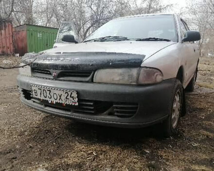 Mitsubishi Libero 1992 року - Фото 5 автомобіля