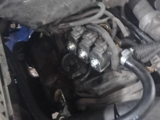 Mitsubishi Montero 2002 року