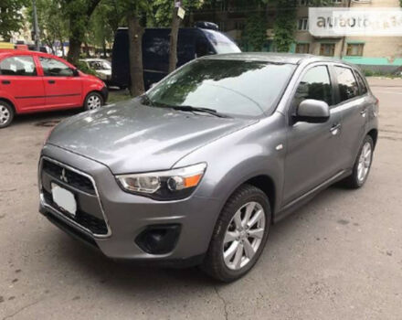 Mitsubishi Outlander Sport 2014 року