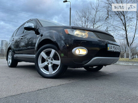 Mitsubishi Outlander XL 2008 року