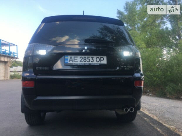 Mitsubishi Outlander XL 2007 года