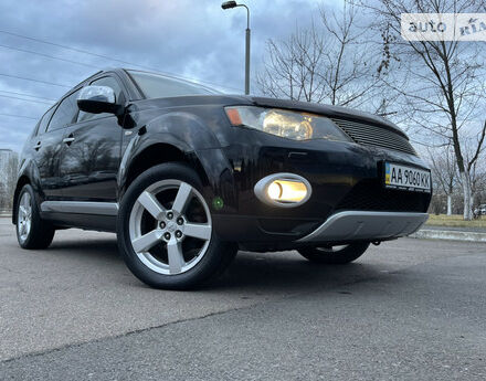 Mitsubishi Outlander XL 2008 года