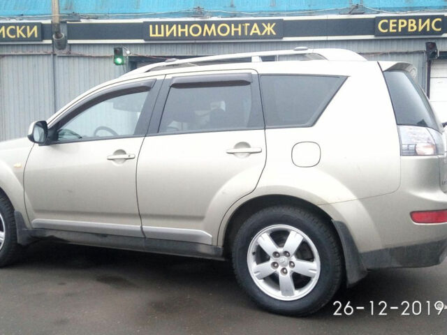 Mitsubishi Outlander 2009 года