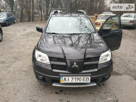 Mitsubishi Outlander 2008 року