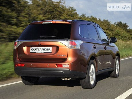 Mitsubishi Outlander 2006 года