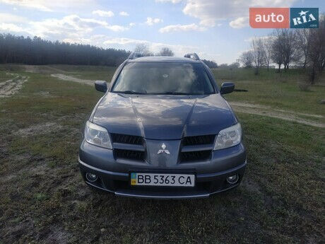 Mitsubishi Outlander 2006 года