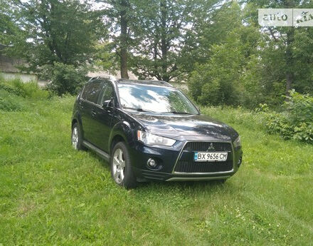 Mitsubishi Outlander 2010 года