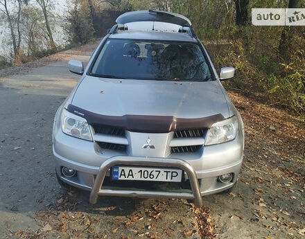 Mitsubishi Outlander 2008 года