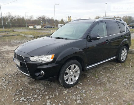 Mitsubishi Outlander 2010 года