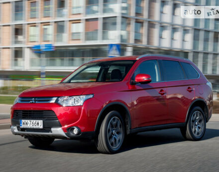 Mitsubishi Outlander 2011 года