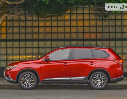 Mitsubishi Outlander 2010 года