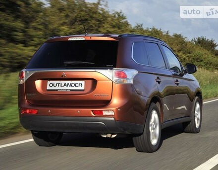 Mitsubishi Outlander 2006 року