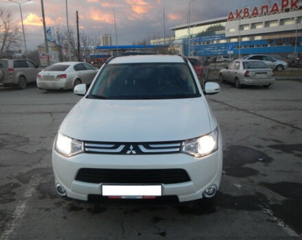 Mitsubishi Outlander 2013 года - Фото 3 авто