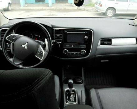 Mitsubishi Outlander 2013 года - Фото 2 авто