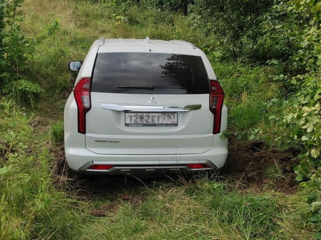 Mitsubishi Pajero Sport 2021 року