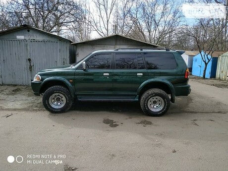 Mitsubishi Pajero Sport 2001 года