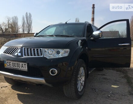 Mitsubishi Pajero Sport 2011 года