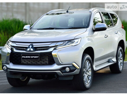 Mitsubishi Pajero Sport 2012 року