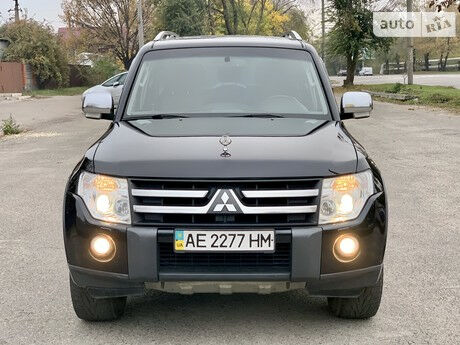 Mitsubishi Pajero Wagon 2008 года