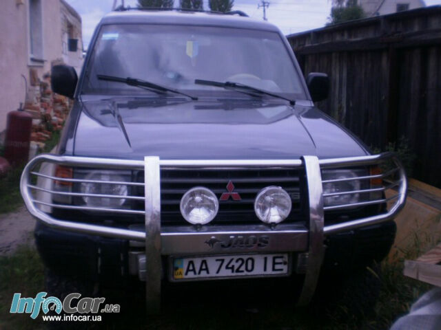 Mitsubishi Pajero Wagon 1996 года