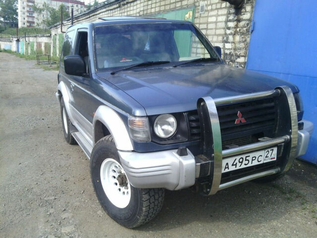 Mitsubishi Pajero 1990 года