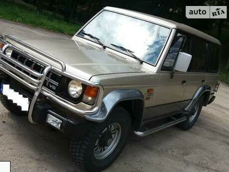 Мицубиси Паджеро 2008 года Mitsubishi Pajero 2008 года