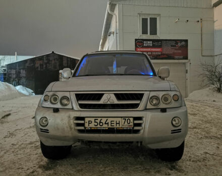 Mitsubishi Pajero 2004 року