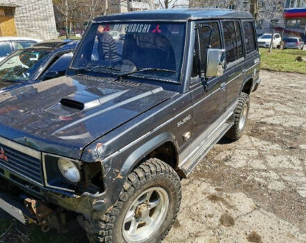 Mitsubishi Pajero 1990 года - Фото 7 авто