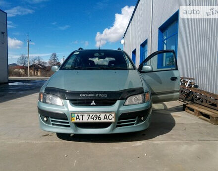 Mitsubishi Space Star 2004 року