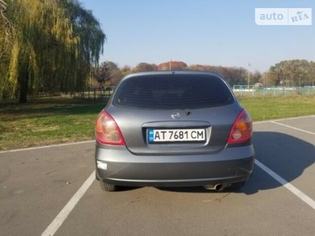 Nissan Almera 2002 года