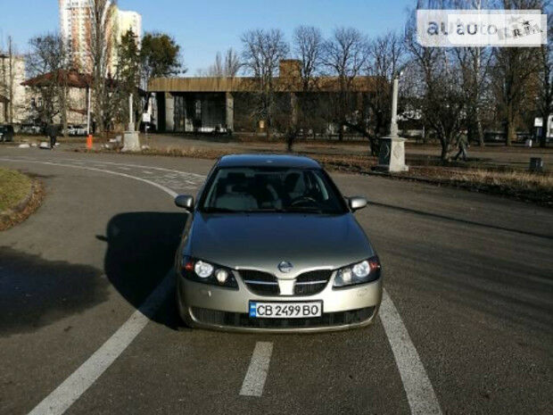 Nissan Almera 2004 года