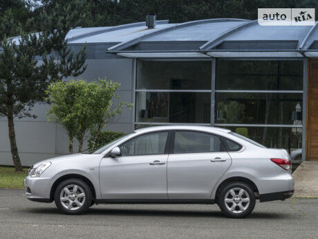 Nissan Almera 2011 года