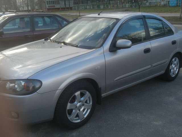 Nissan Almera 2005 року