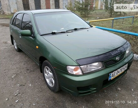 Nissan Almera 2000 года