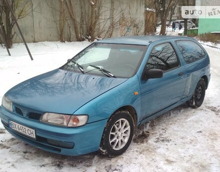 Nissan Almera 1996 року