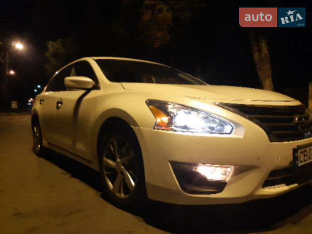 Ниссан Альтима 2013 года Nissan Altima 2013 года