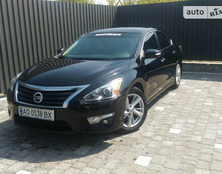 Nissan Altima 2014 года