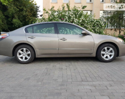 Nissan Altima 2008 року