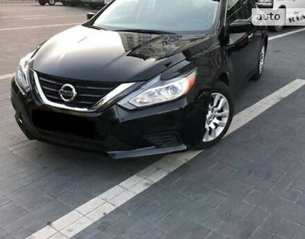 Nissan Altima 2016 года