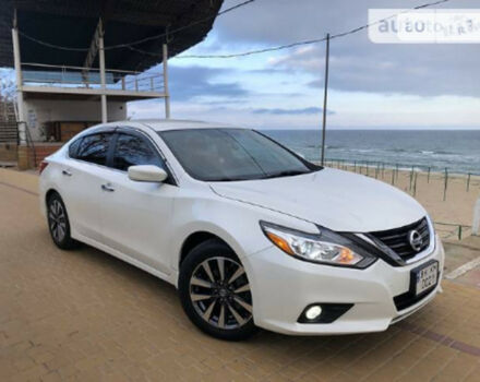 Nissan Altima 2017 року