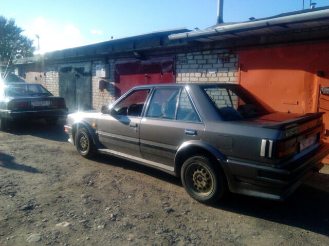 Nissan Bluebird 1986 года