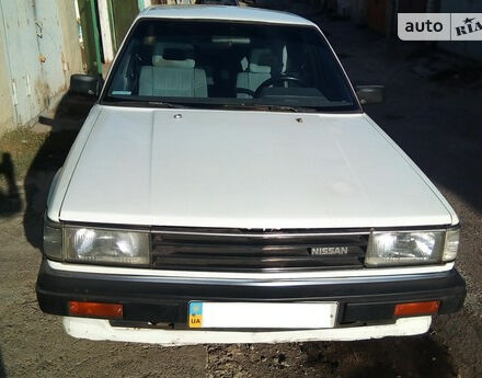 Nissan Bluebird 1985 року