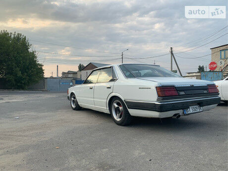 Nissan Cedric 1987 года