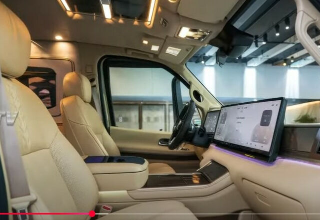 Nissan Elgrand 2005 року