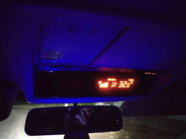 Nissan Elgrand 2005 року