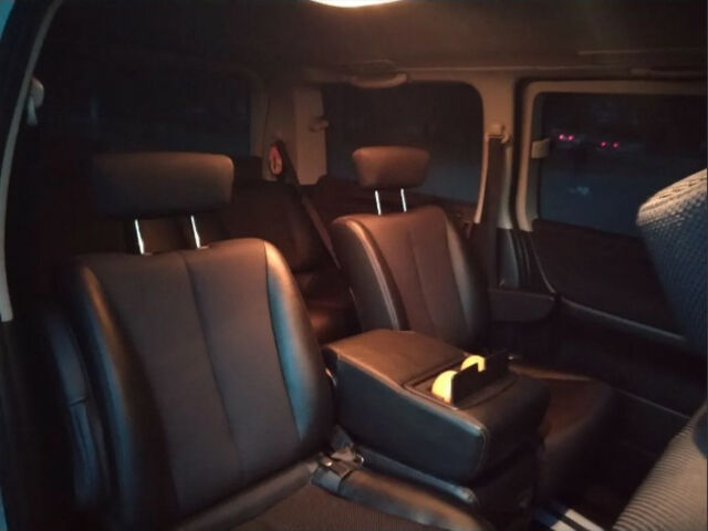 Nissan Elgrand 2005 року