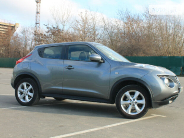 Nissan Juke 2010 года