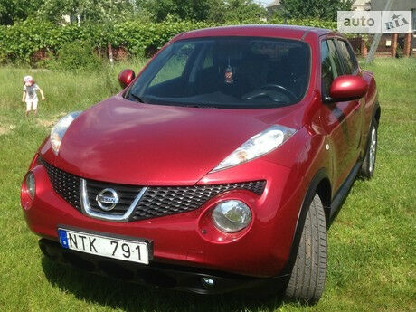 Nissan Juke 2011 року