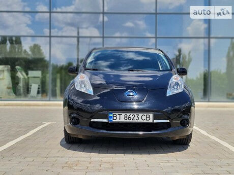 Nissan Leaf 2016 року